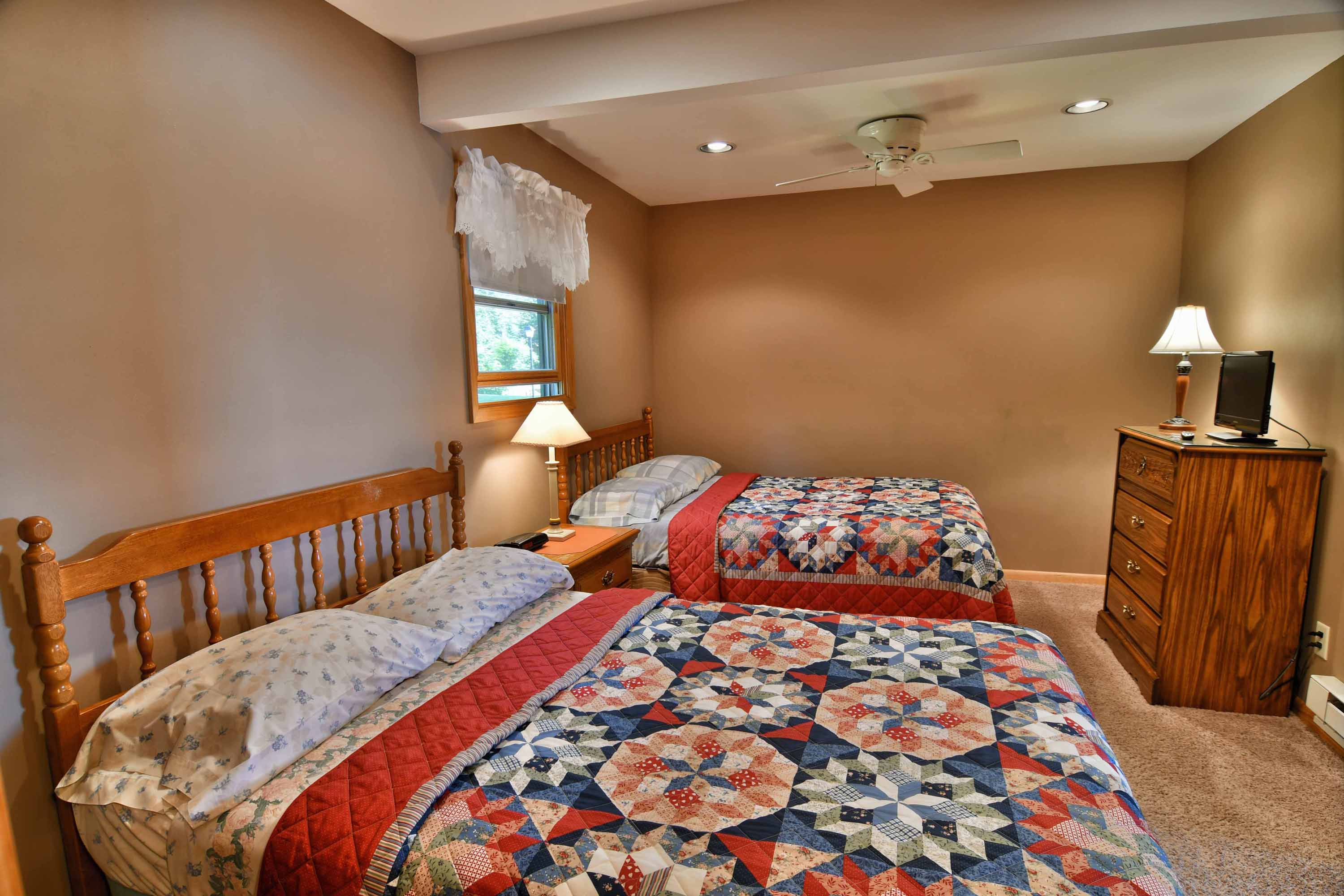 Cabin 5 2 Bedroom Lake Chetac Cabin Rental in Birchwood